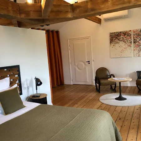 Le Clos Des Queyries, D'hotes Panzió 4*