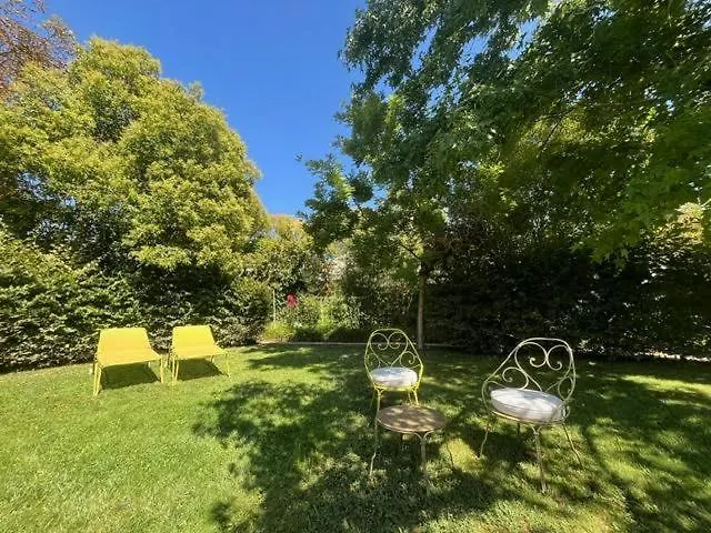 Le Clos Des Queyries, D'hotes 4* 보르도